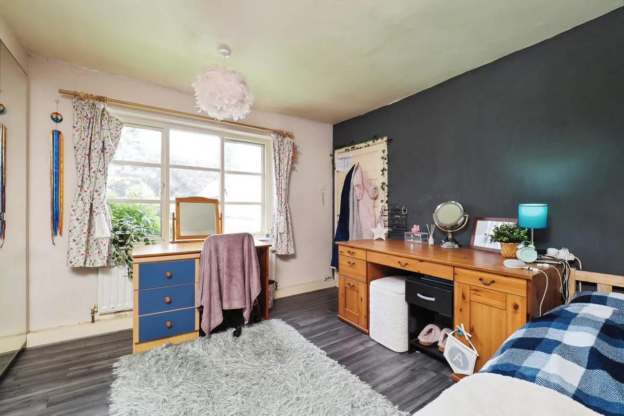 Main Street, Nottingham, NG13, photo 12