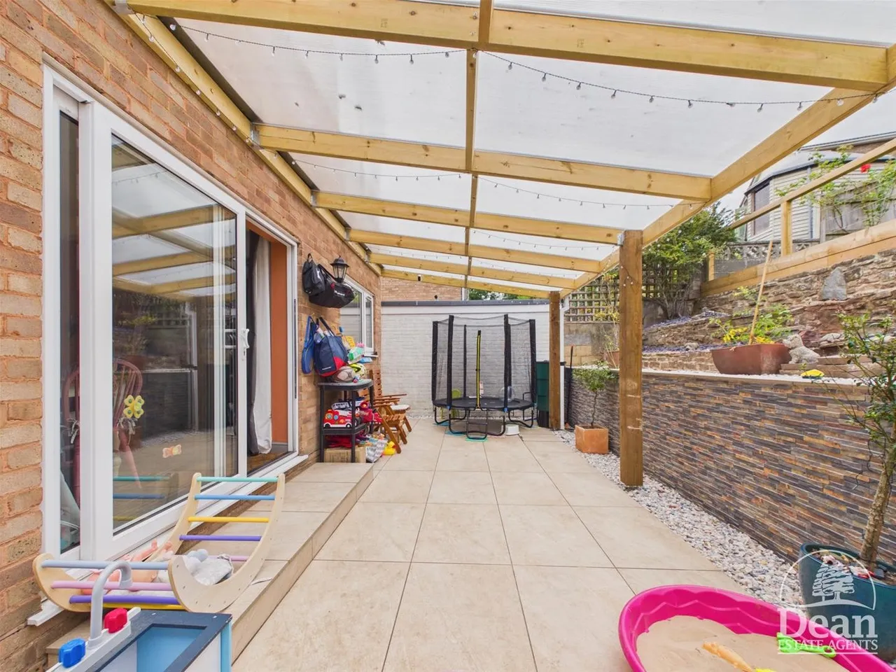 Limeway, Lydney, photo 14