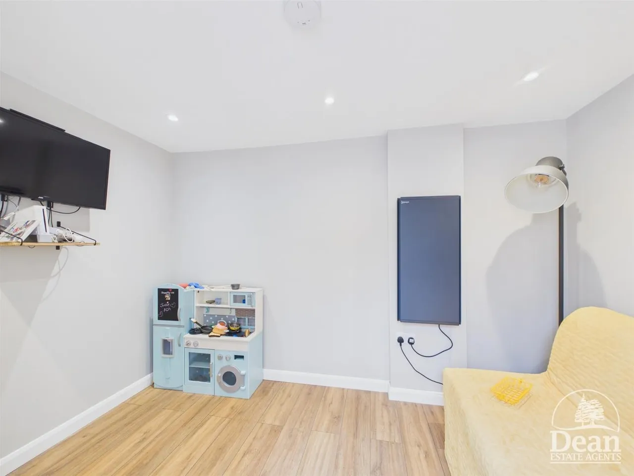Limeway, Lydney, photo 13