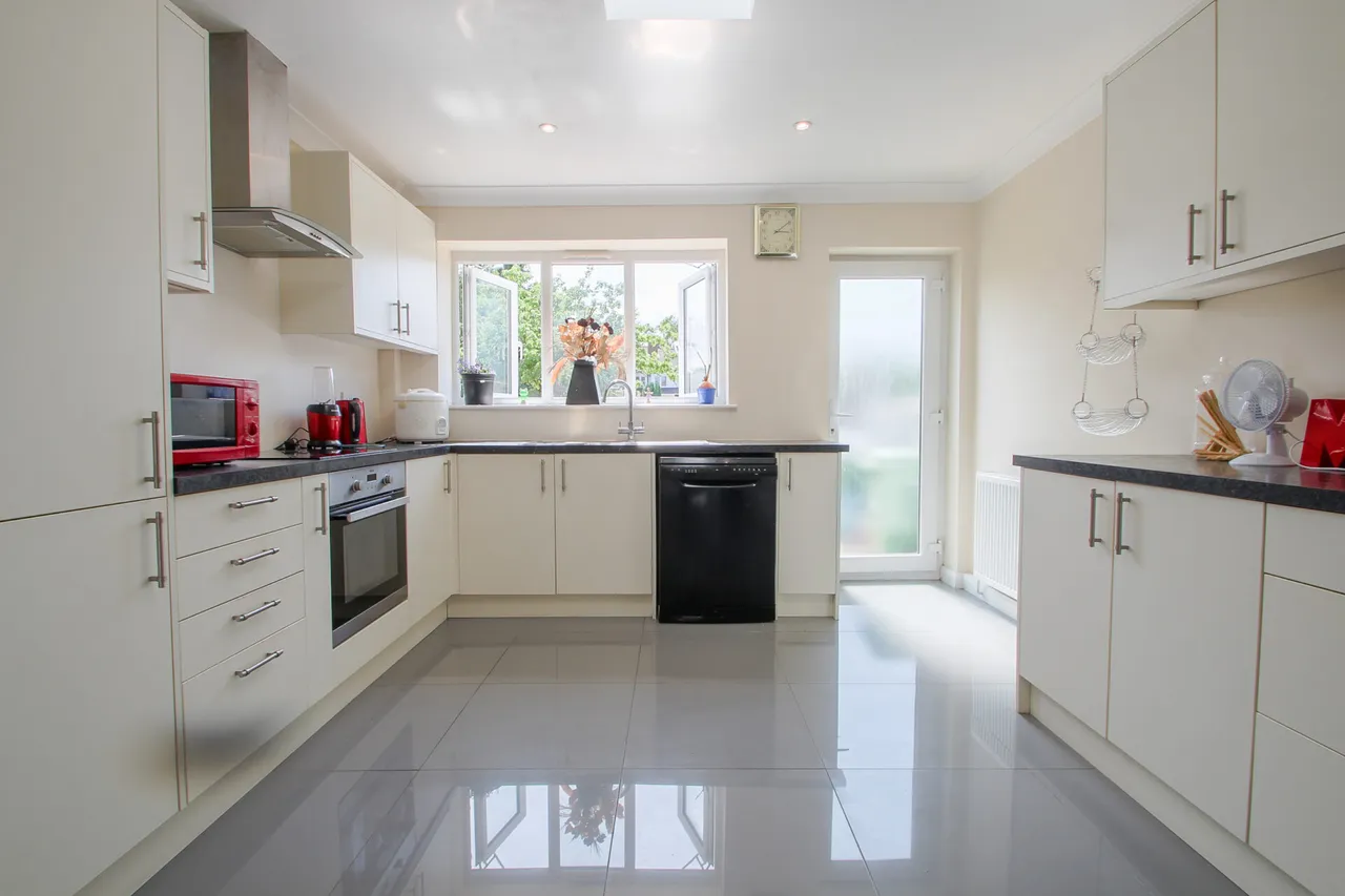 Cornwall Avenue, Welling, photo 4