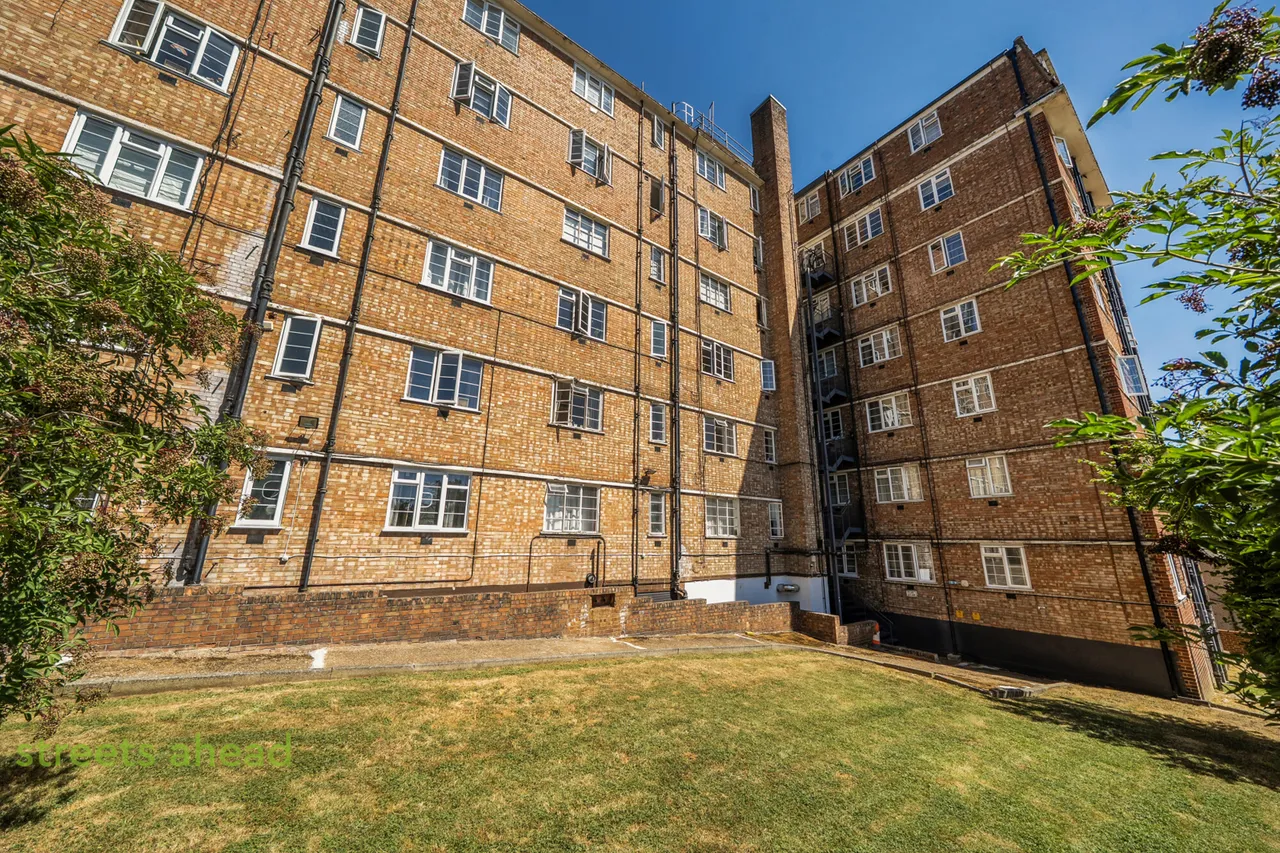 Elmers End Road, London, SE20, photo 9