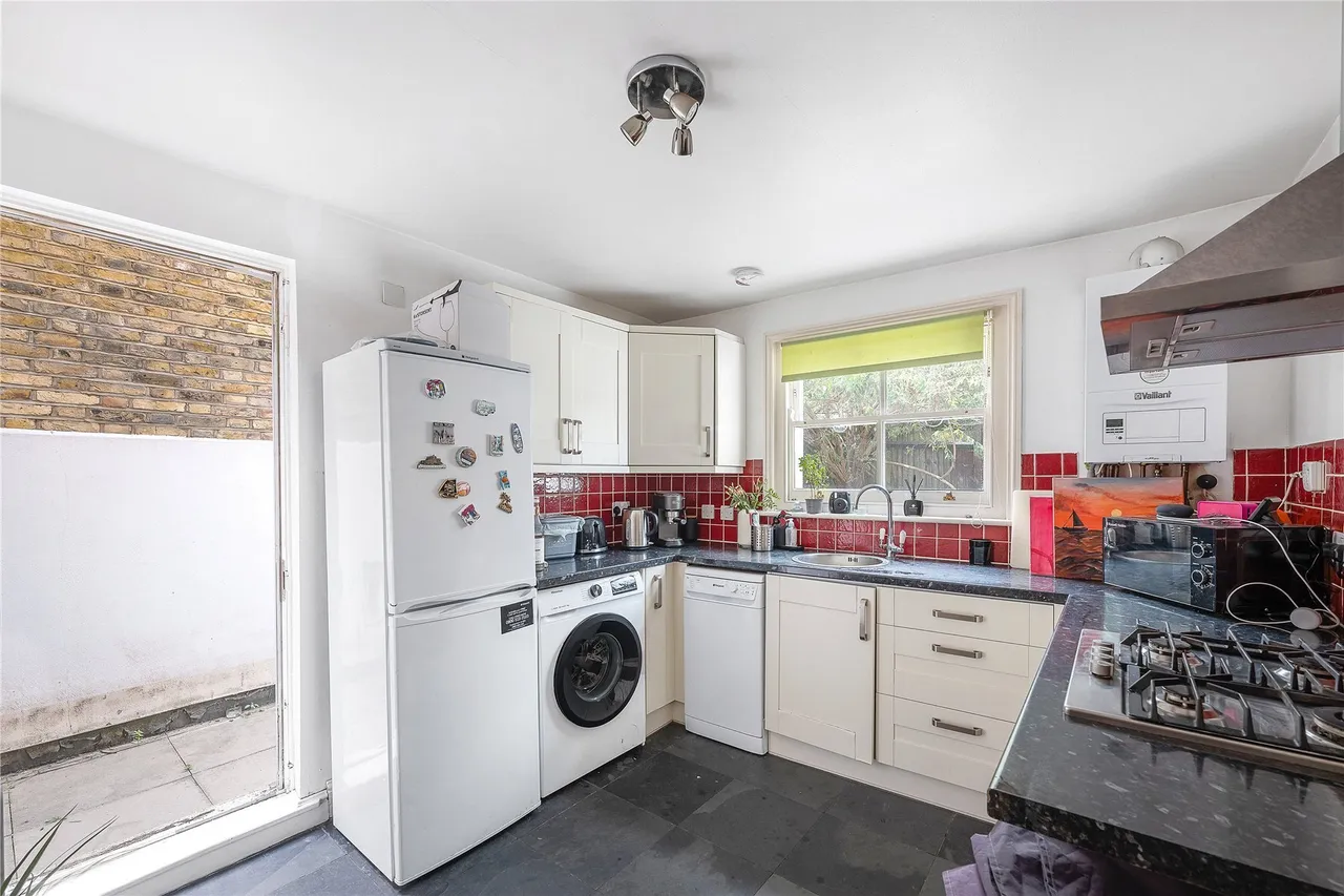 Kimberley Road, London, SW9, photo 4