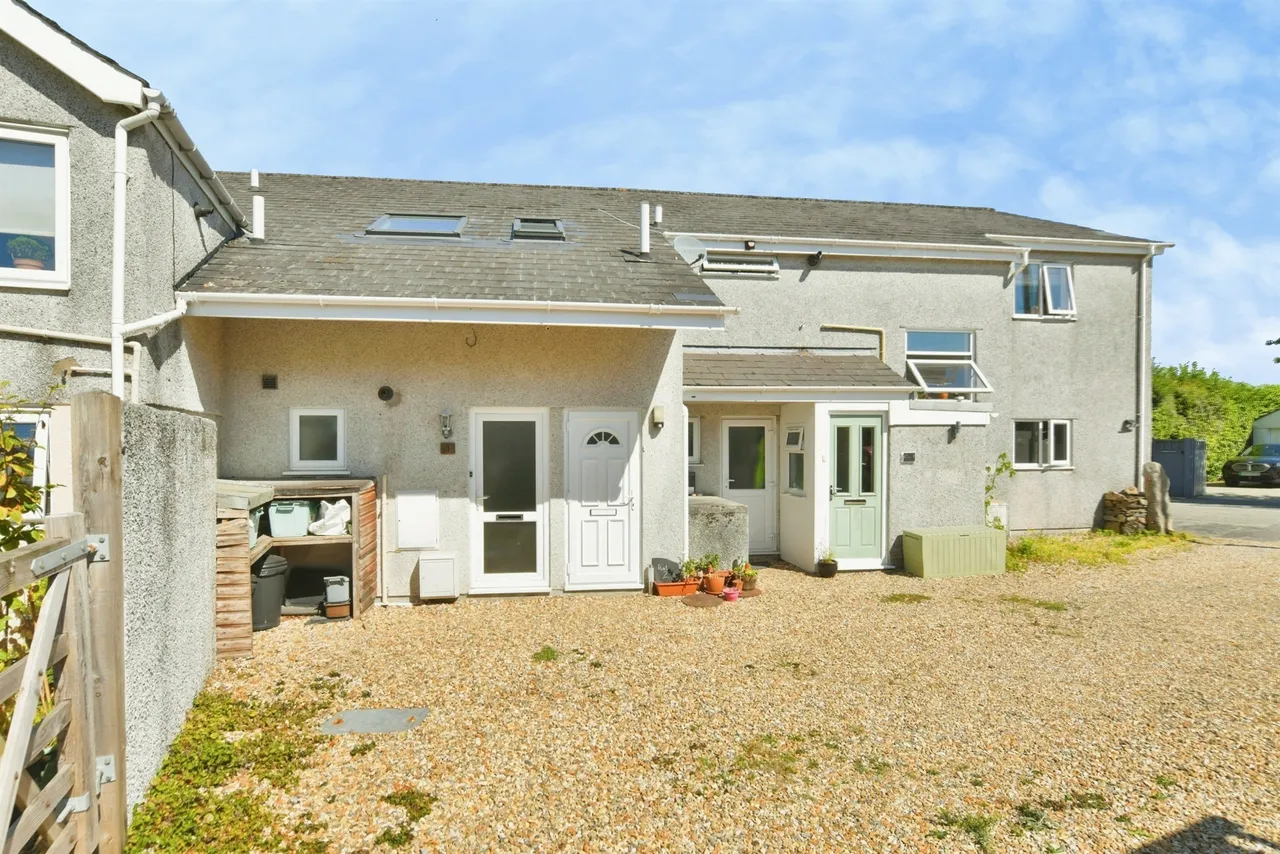 1 bed flat for sale — Dousland Road, Yelverton