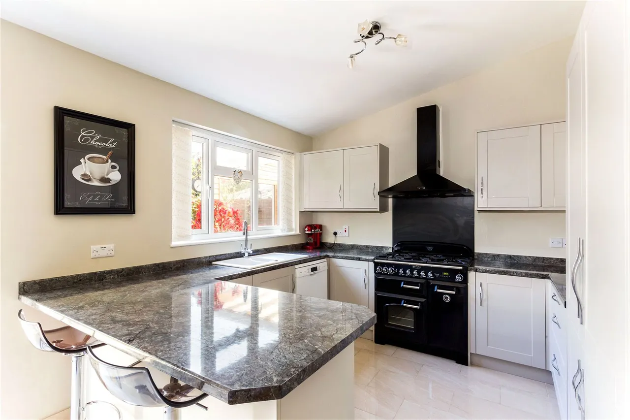 Leigh Road, Eastleigh, SO50, photo 3