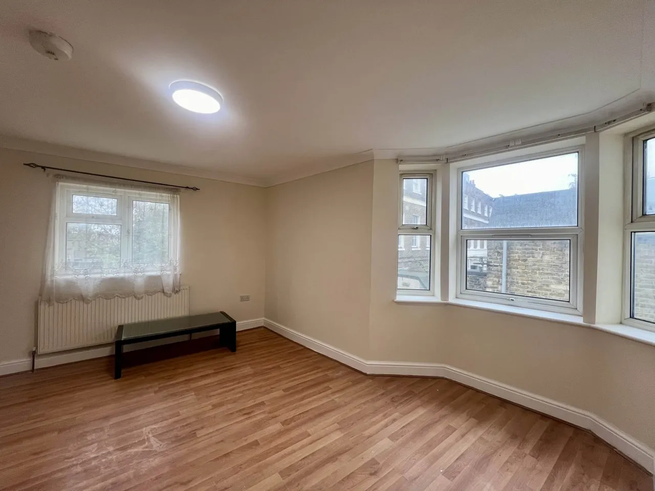 High Road, Leytonstone, E11 3AJ, photo 2