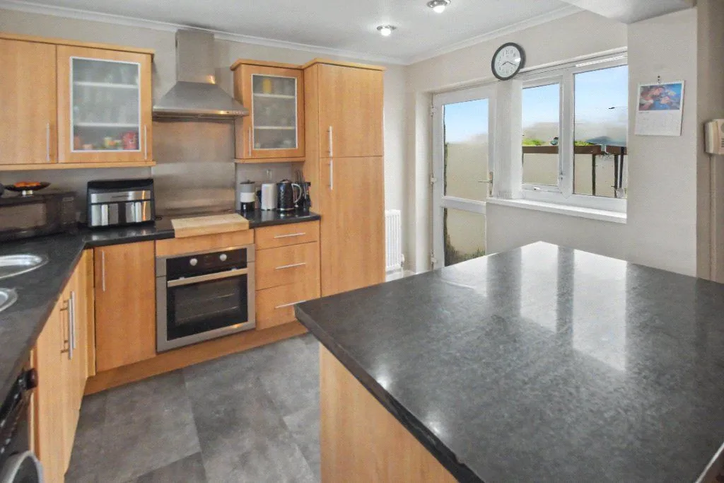 Whitehall Road, Leeds, LS12, photo 13