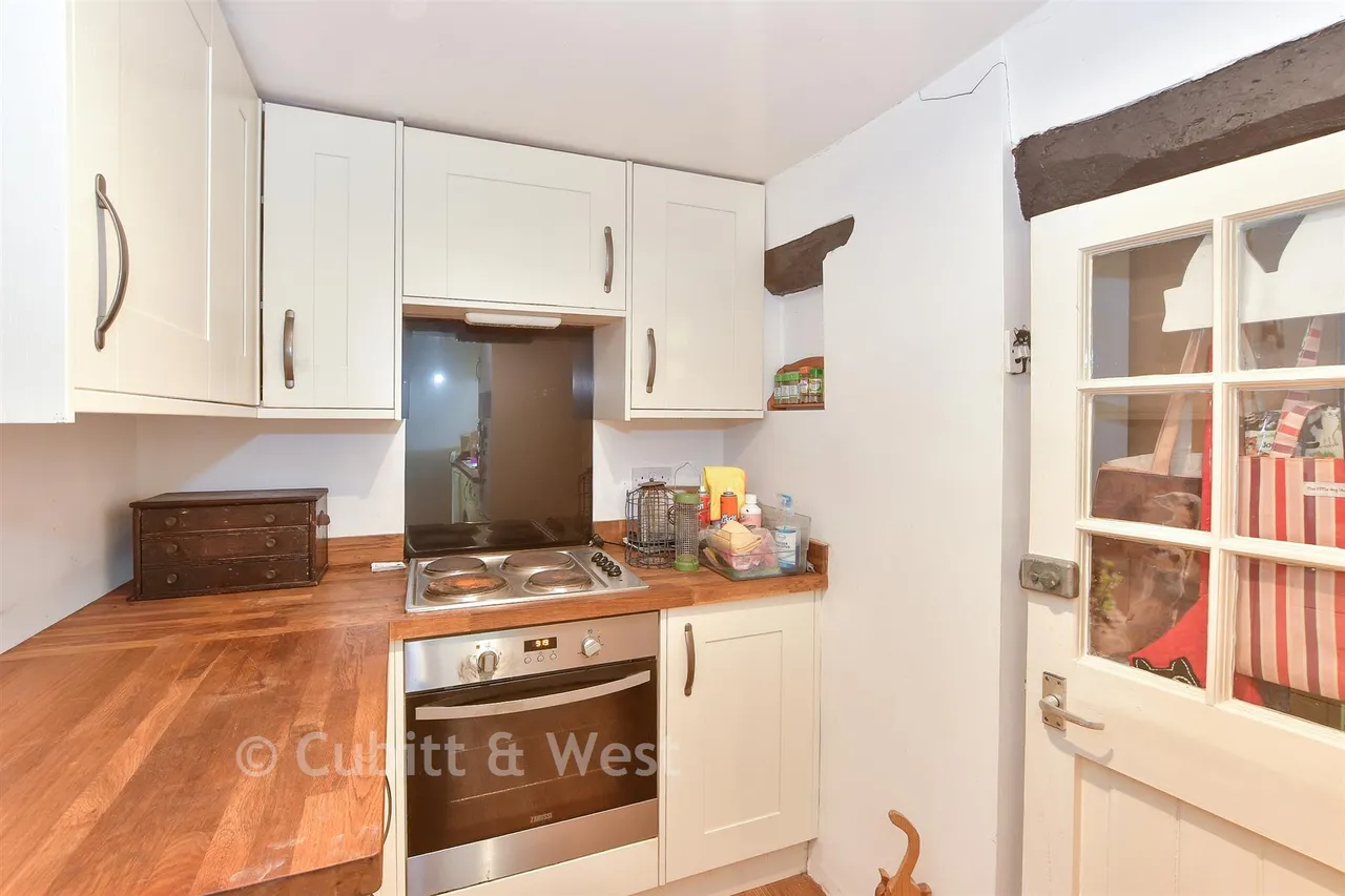 Church Hill, Pulborough, RH20, photo 5