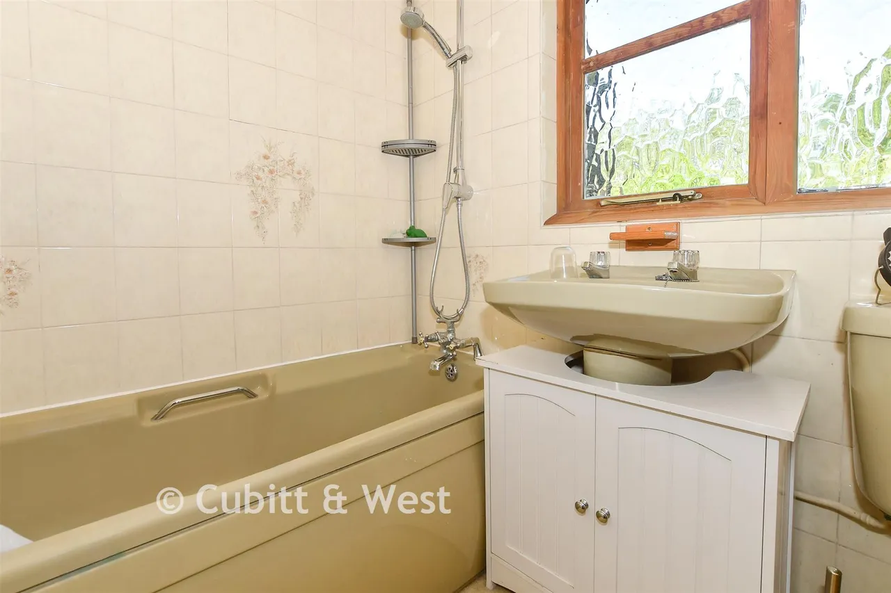 Church Hill, Pulborough, RH20, photo 7