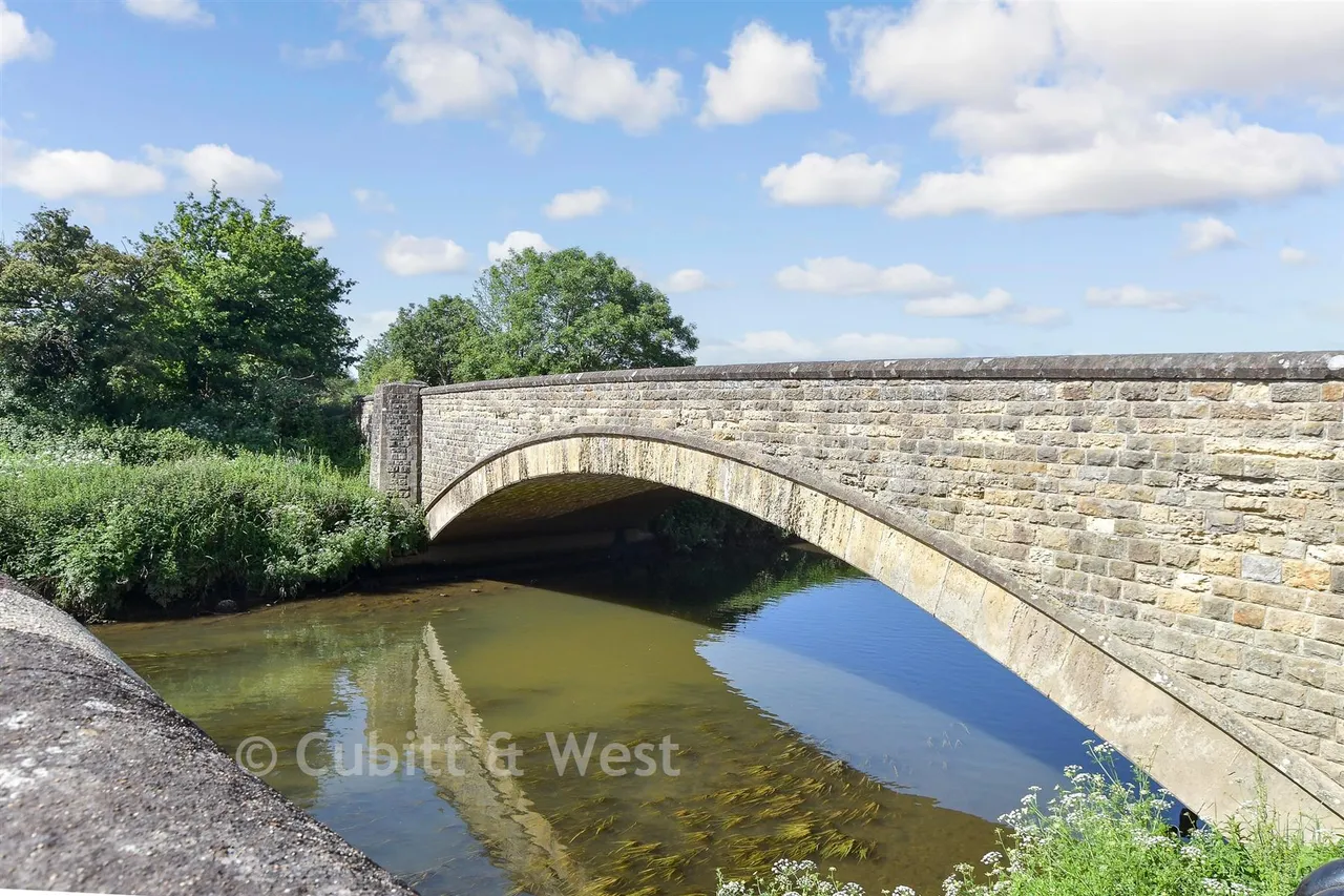 Church Hill, Pulborough, RH20, photo 13