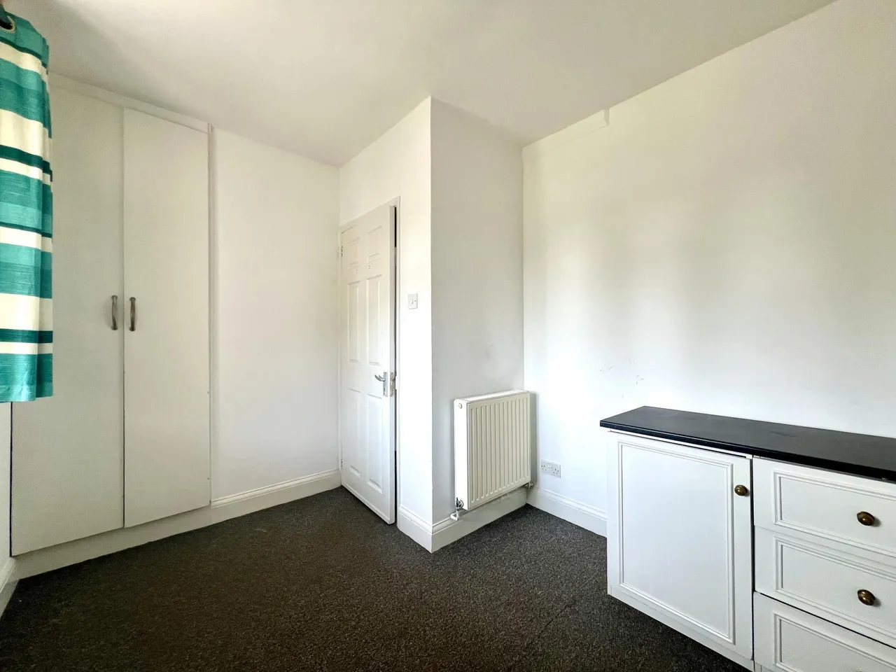 Darrell Close, Slough, SL3, photo 11