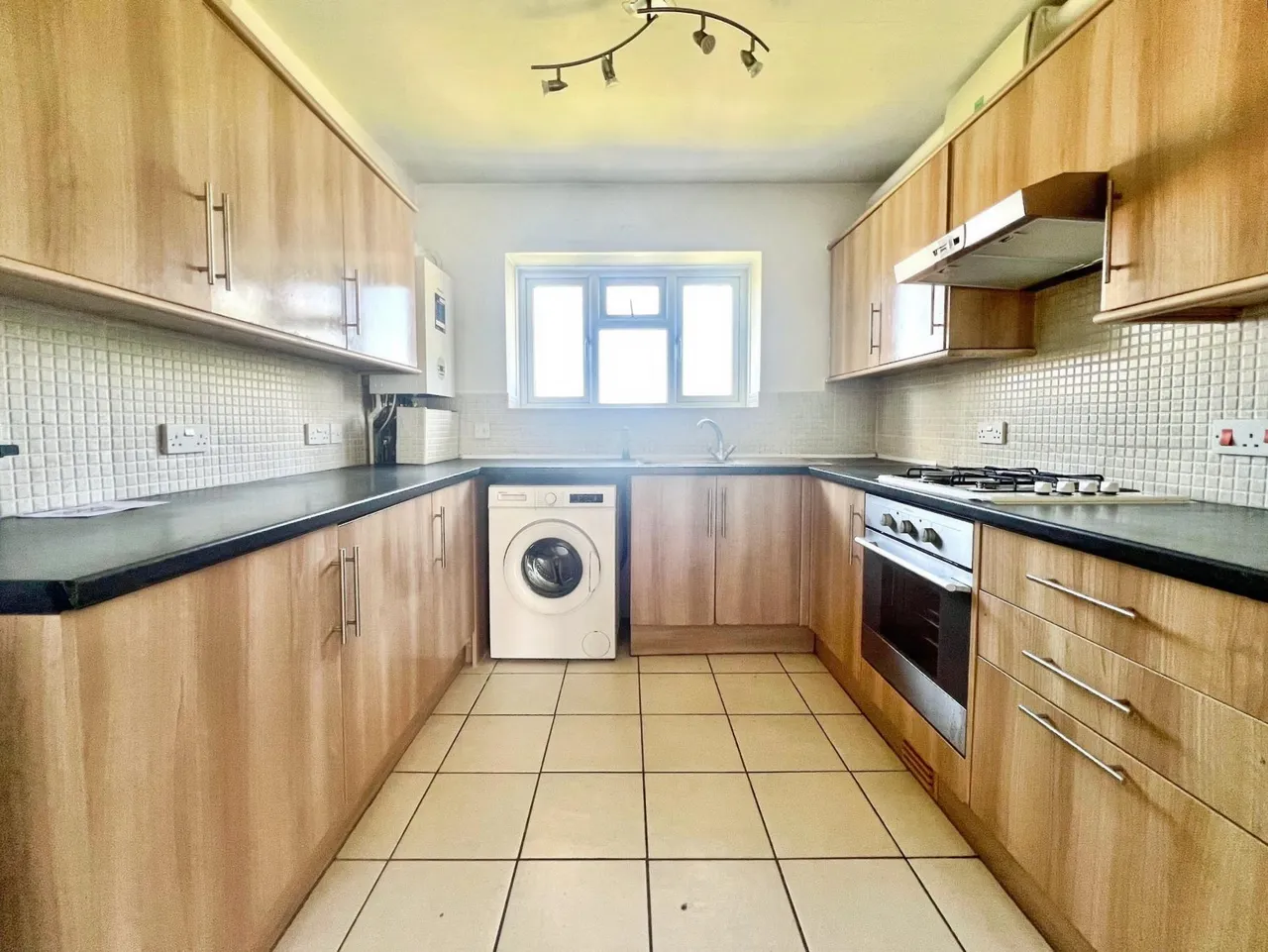 Darrell Close, Slough, SL3, photo 3