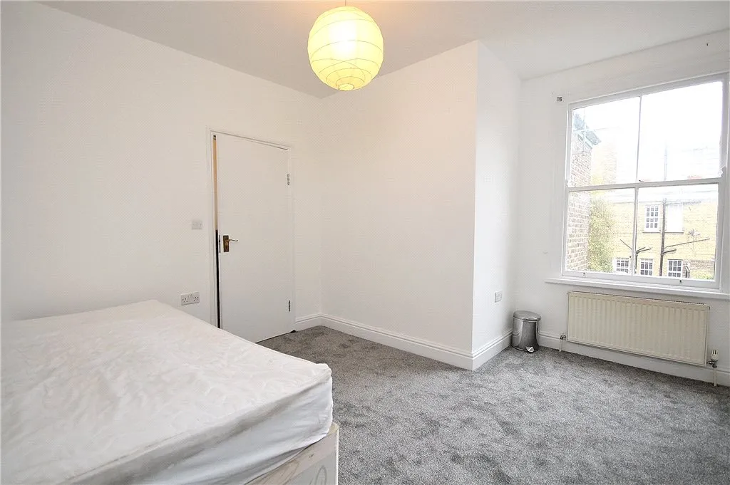 Northfield Avenue, Ealing, W13, photo 4