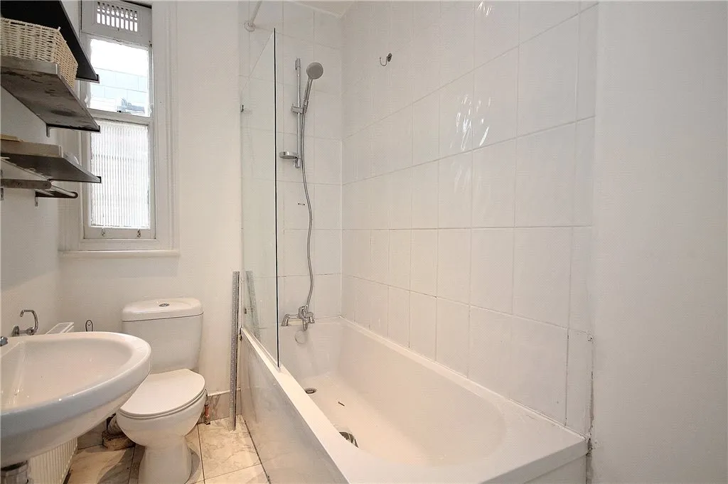 Northfield Avenue, Ealing, W13, photo 7