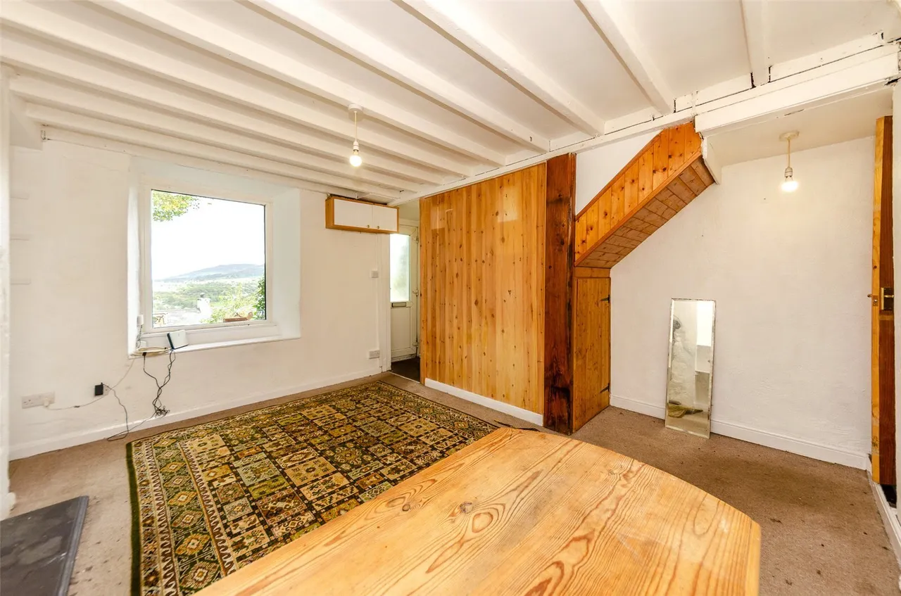 Cwm-y-Glo, Caernarfon, LL55, photo 4