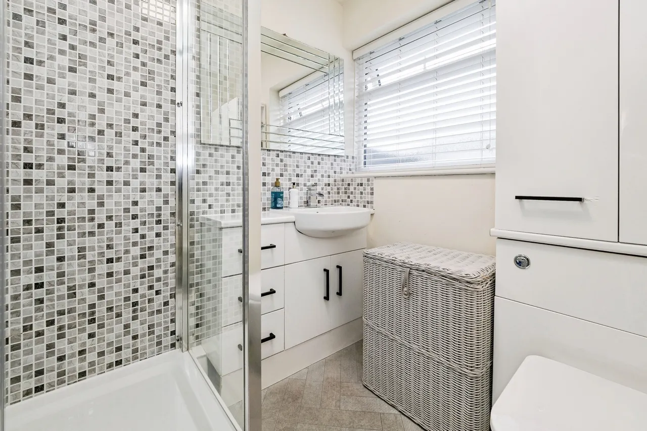 Oval Road South, Dagenham, RM10, photo 4