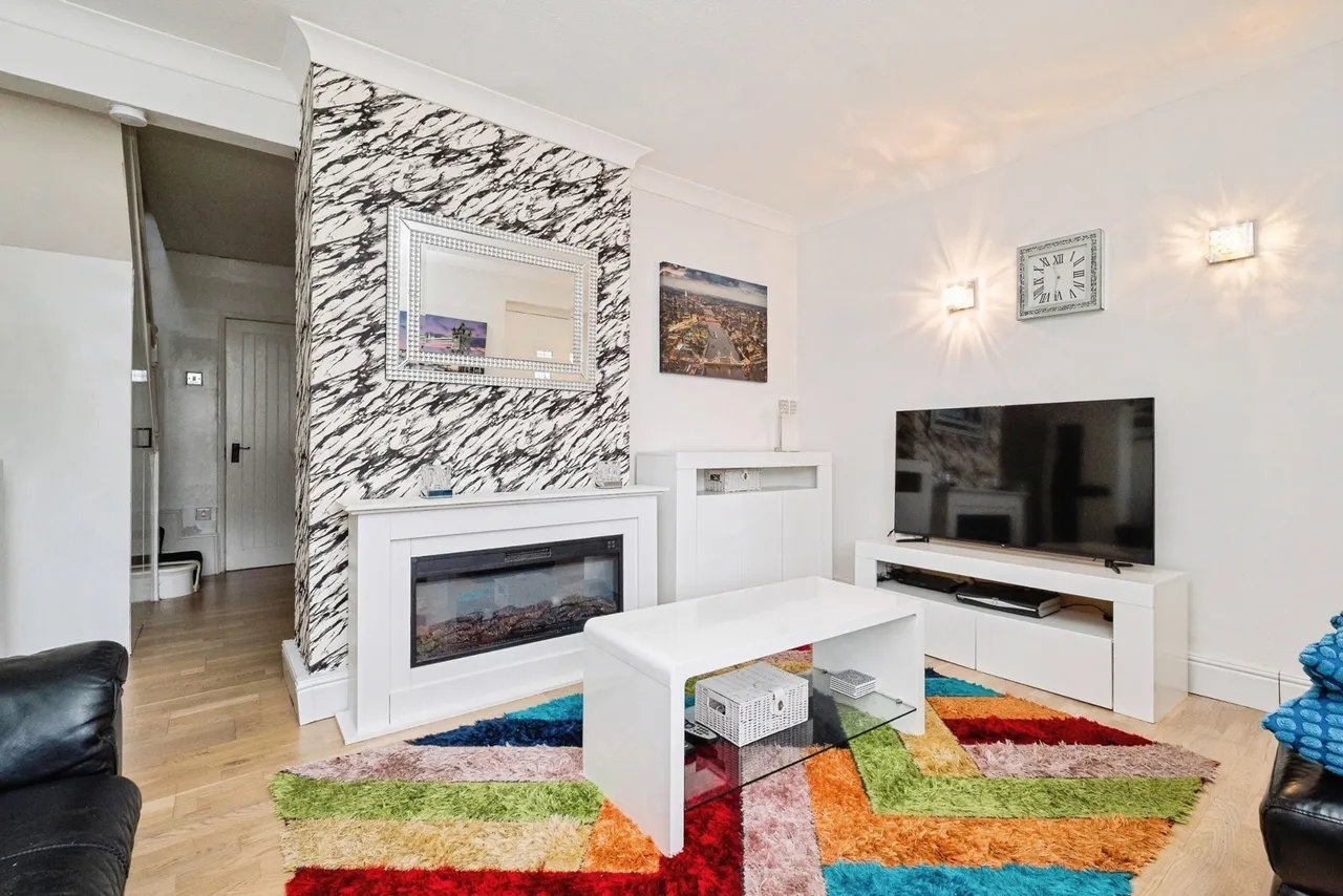 Oval Road South, Dagenham, RM10, photo 10