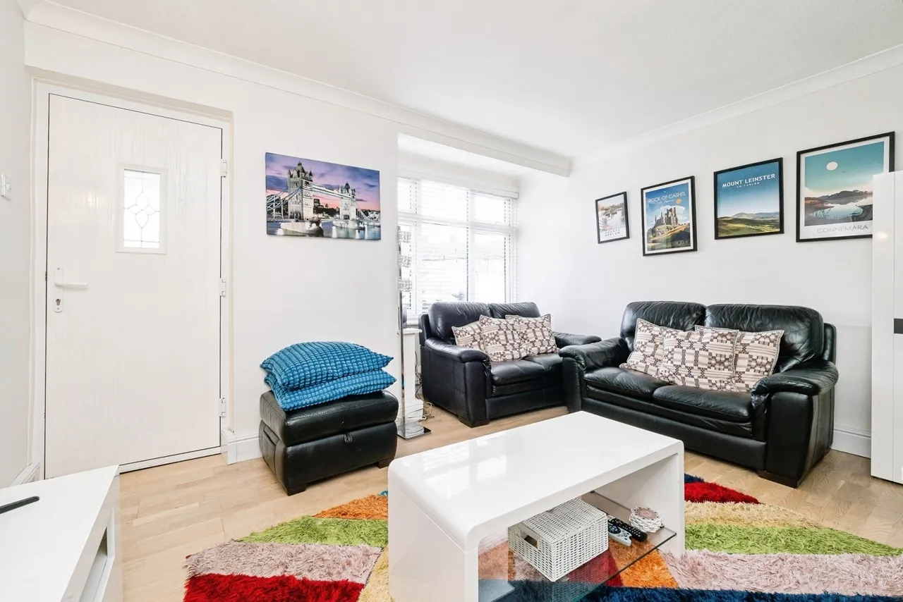 Oval Road South, Dagenham, RM10, photo 11