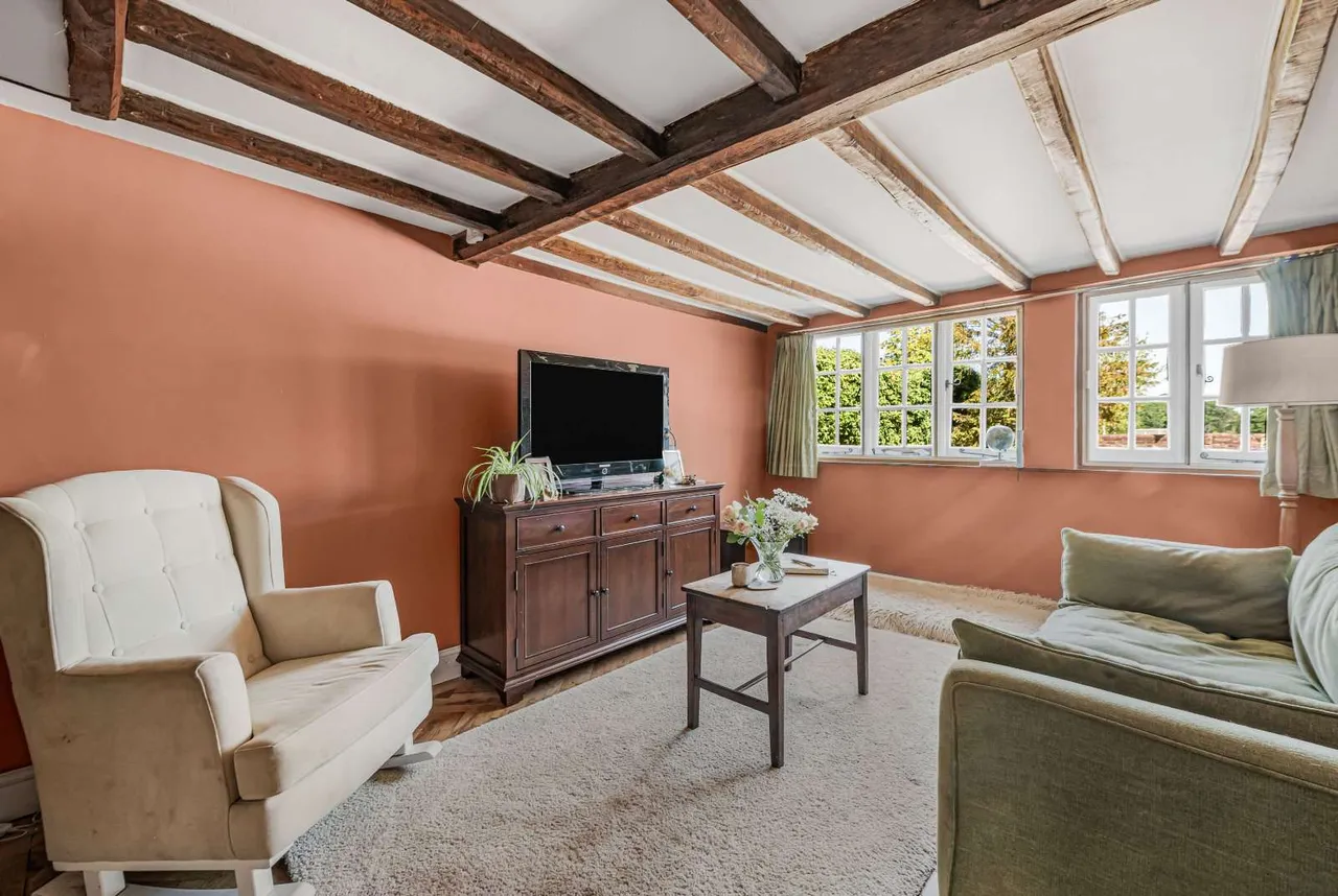 Petworth Road, Wisborough Green, Billingshurst, West Sussex, RH14 0DR, photo 11