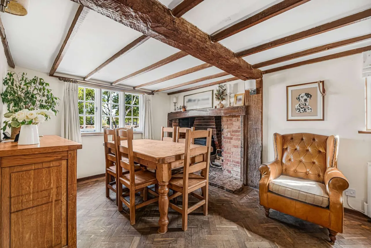Petworth Road, Wisborough Green, Billingshurst, West Sussex, RH14 0DR, photo 5