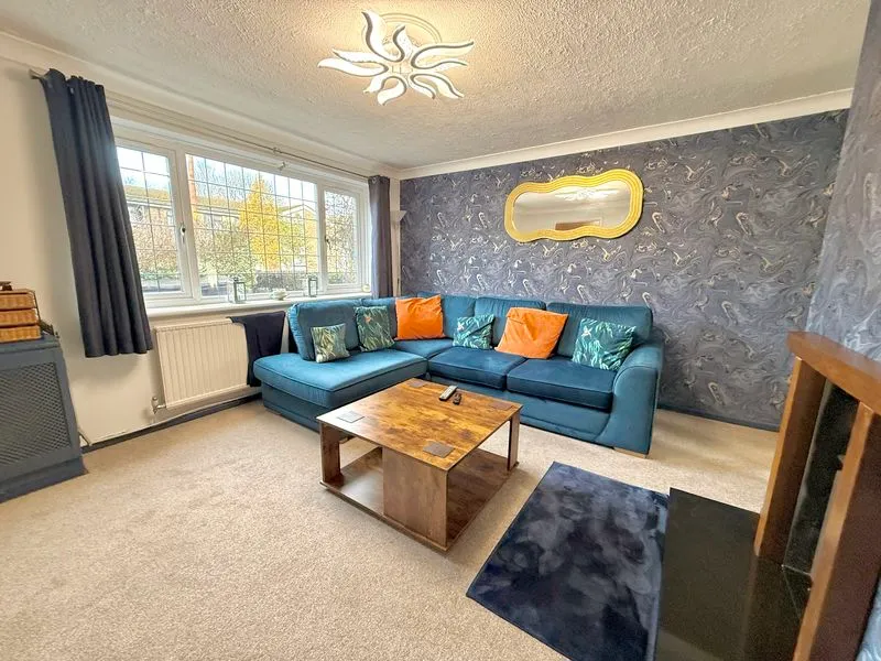 Luton Road, Caddington LU1 4AF, photo 2