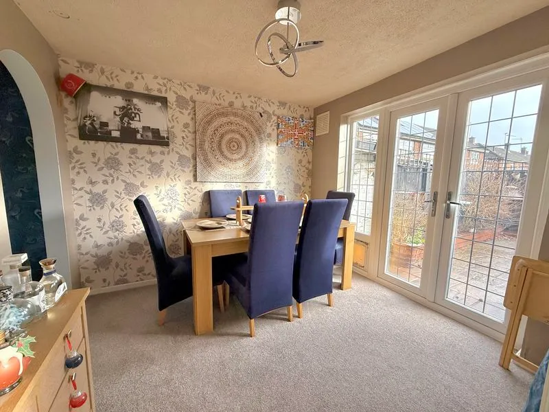 Luton Road, Caddington LU1 4AF, photo 12
