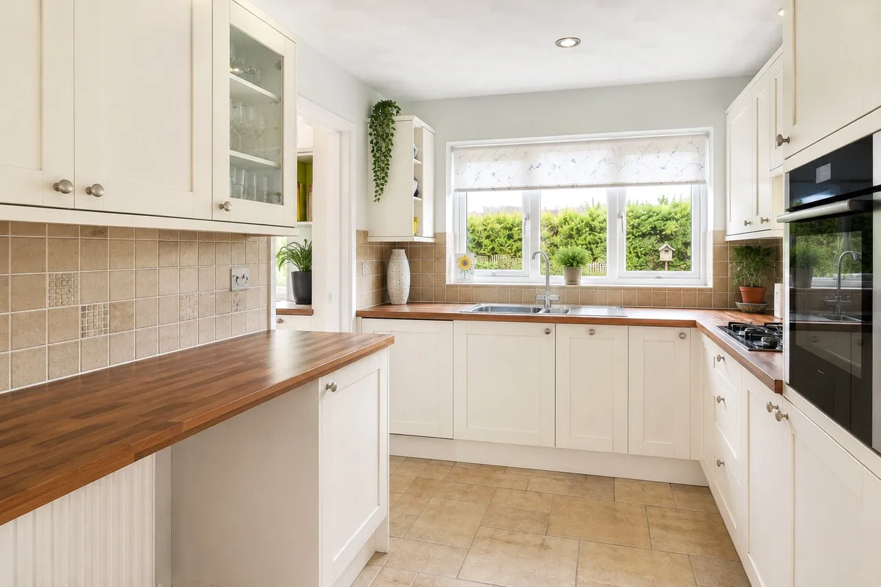 Oak Close, Lyndhurst, Hampshire, SO43 7EF, photo 13