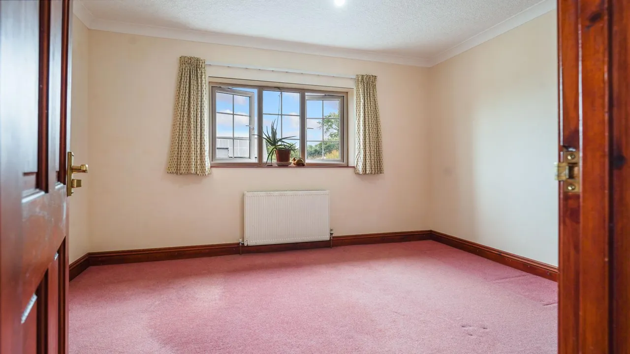 Towyn Road, New Quay, SA45, photo 29