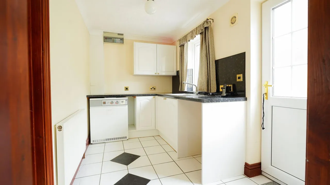 Towyn Road, New Quay, SA45, photo 17