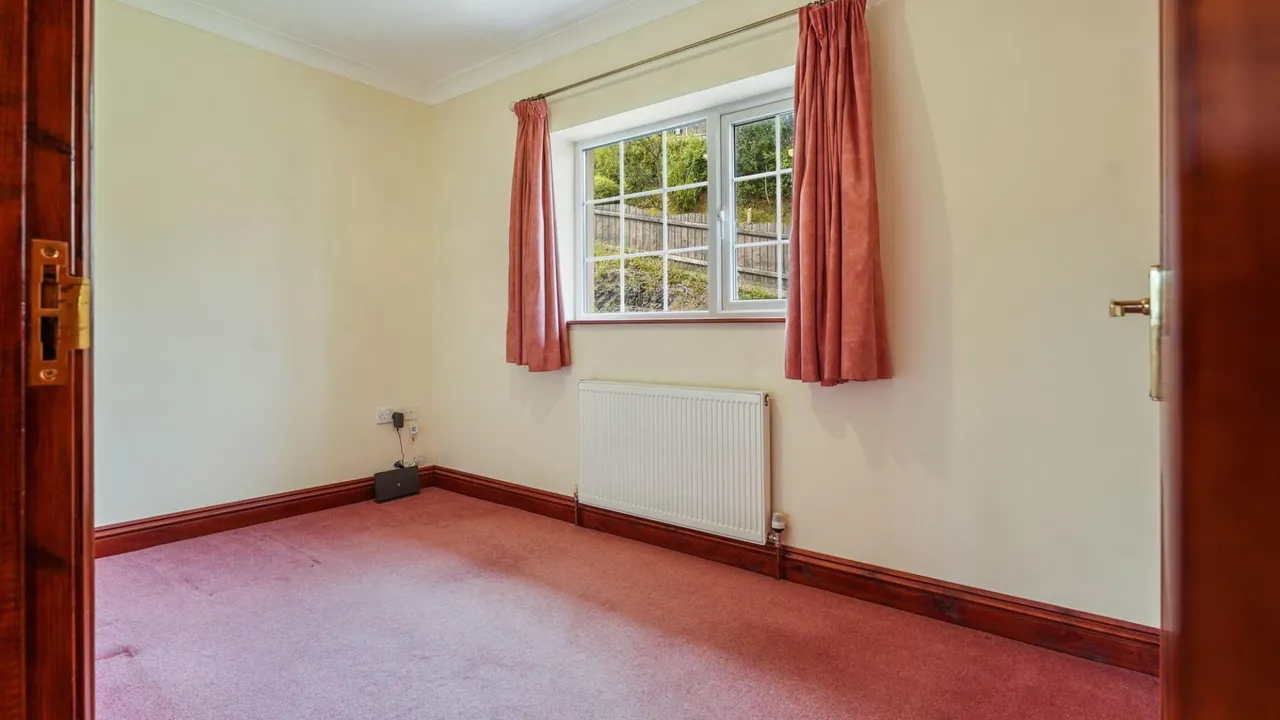Towyn Road, New Quay, SA45, photo 27