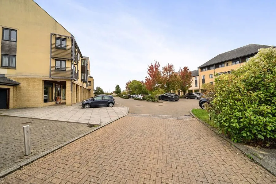 Sorrel Way, Carterton, OX18, photo 13