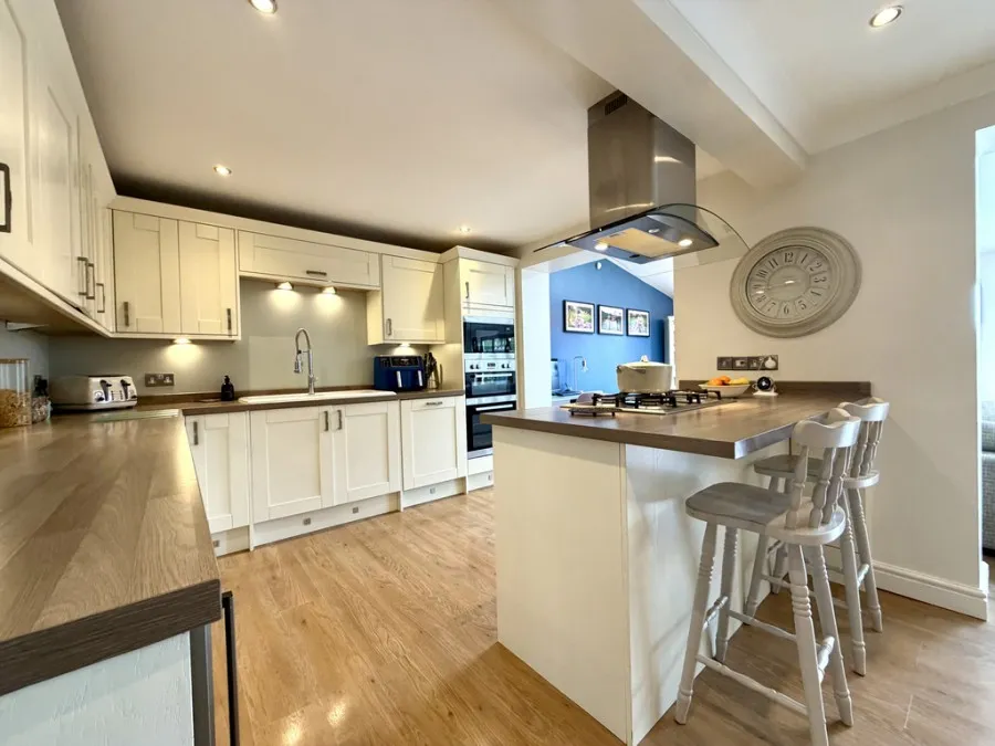 Glynmil Close, Merthyr Tydfil, CF47, photo 3