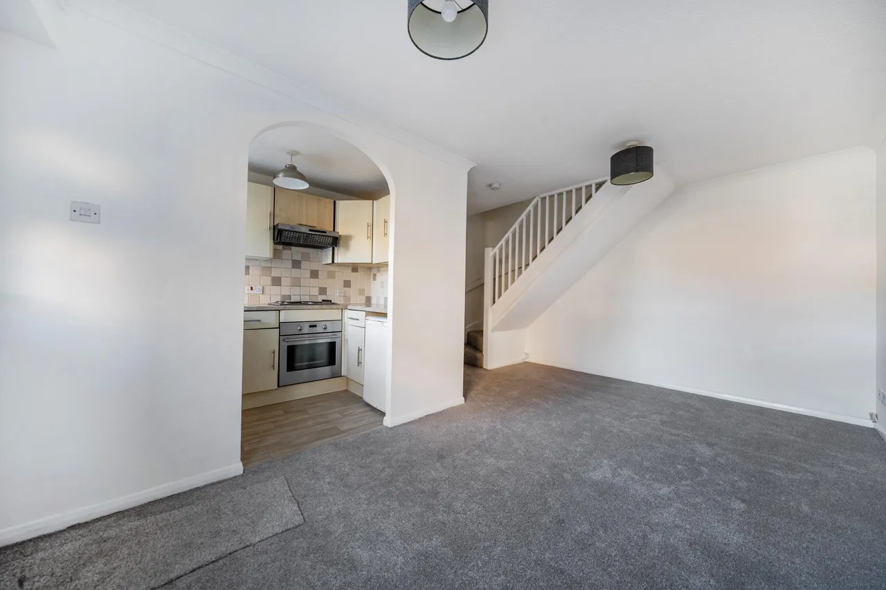 Park Lane, Newbury, RG14, photo 2