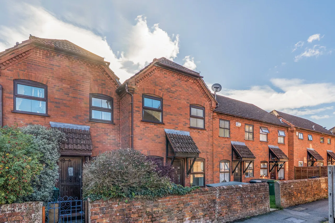 1 bed house to rent — Park Lane, Newbury, RG14