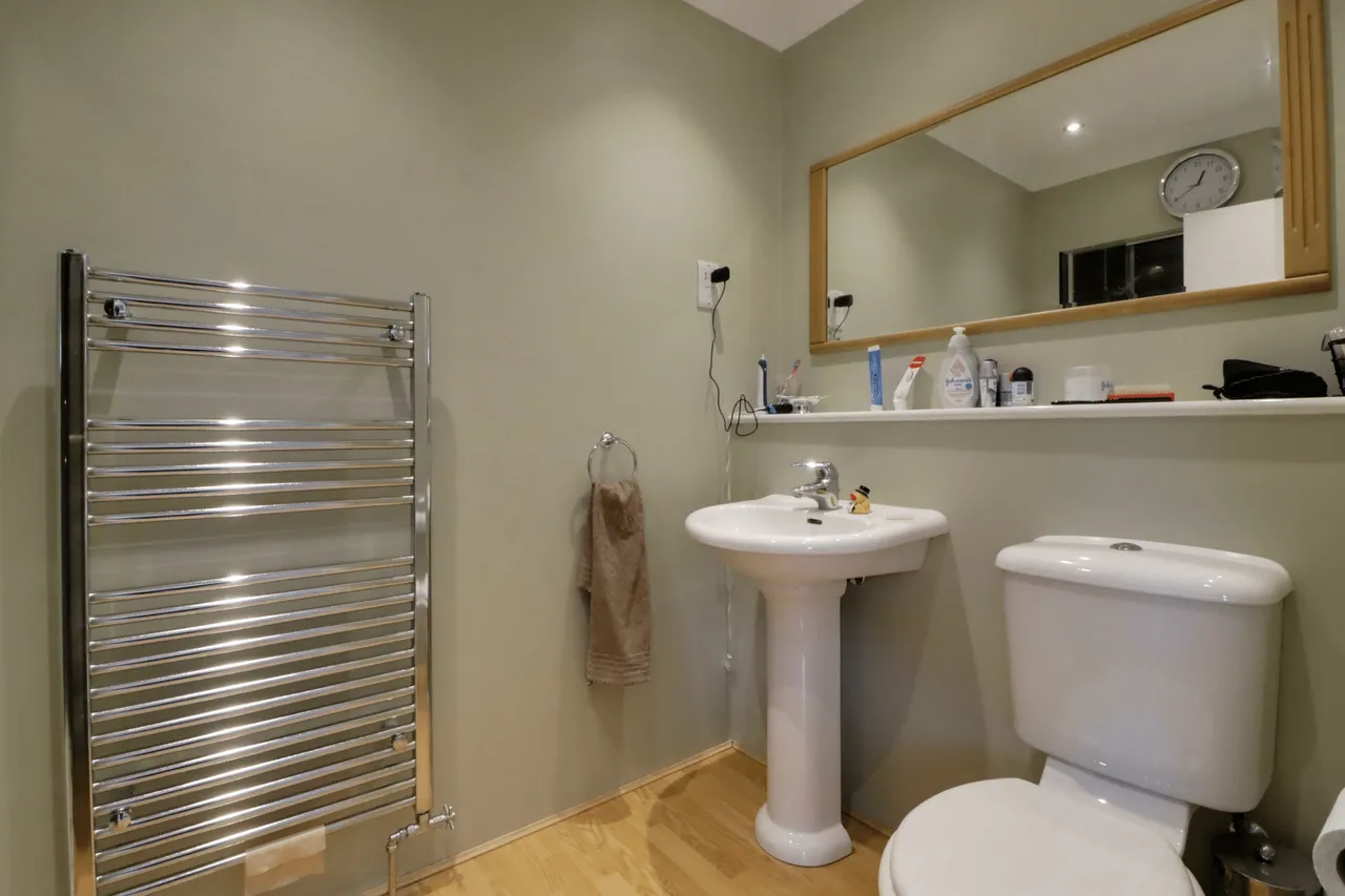 Top Road, Worlaby, DN20, photo 15