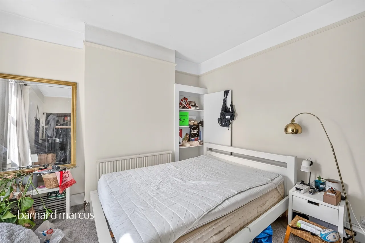Latchmere Road, London, photo 7