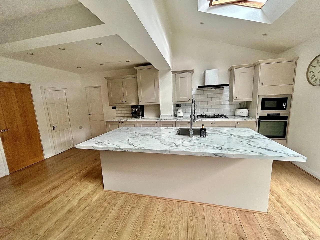 Merston Drive, Manchester, photo 17
