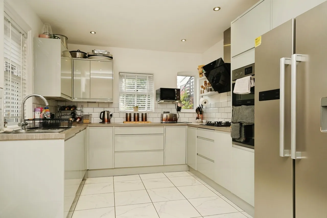 Furlong Road, Gloucester, Gloucestershire, GL1, photo 6