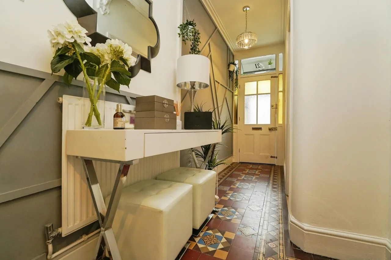 Furlong Road, Gloucester, Gloucestershire, GL1, photo 9