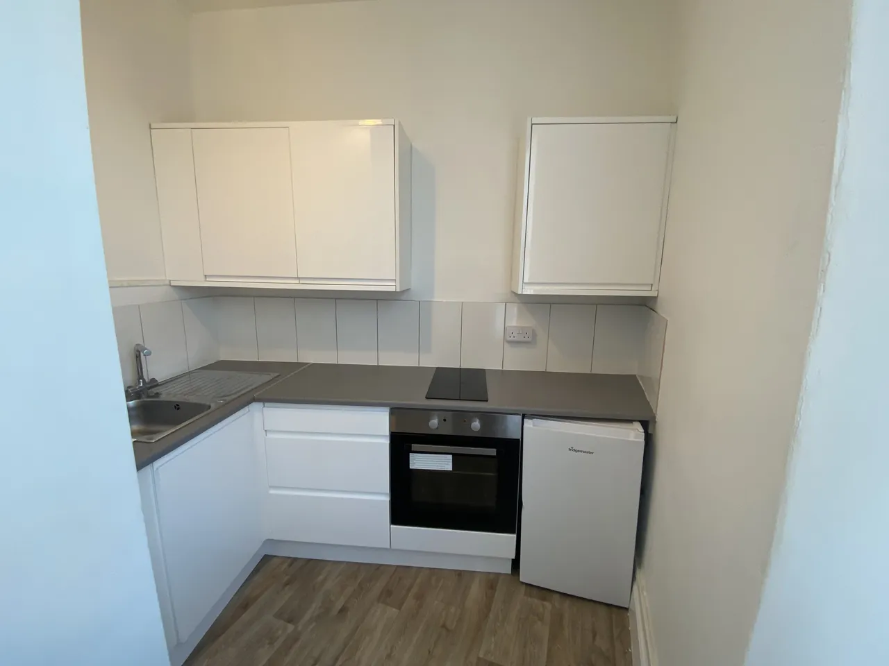 flat to rent, Wyndham Place, PL1