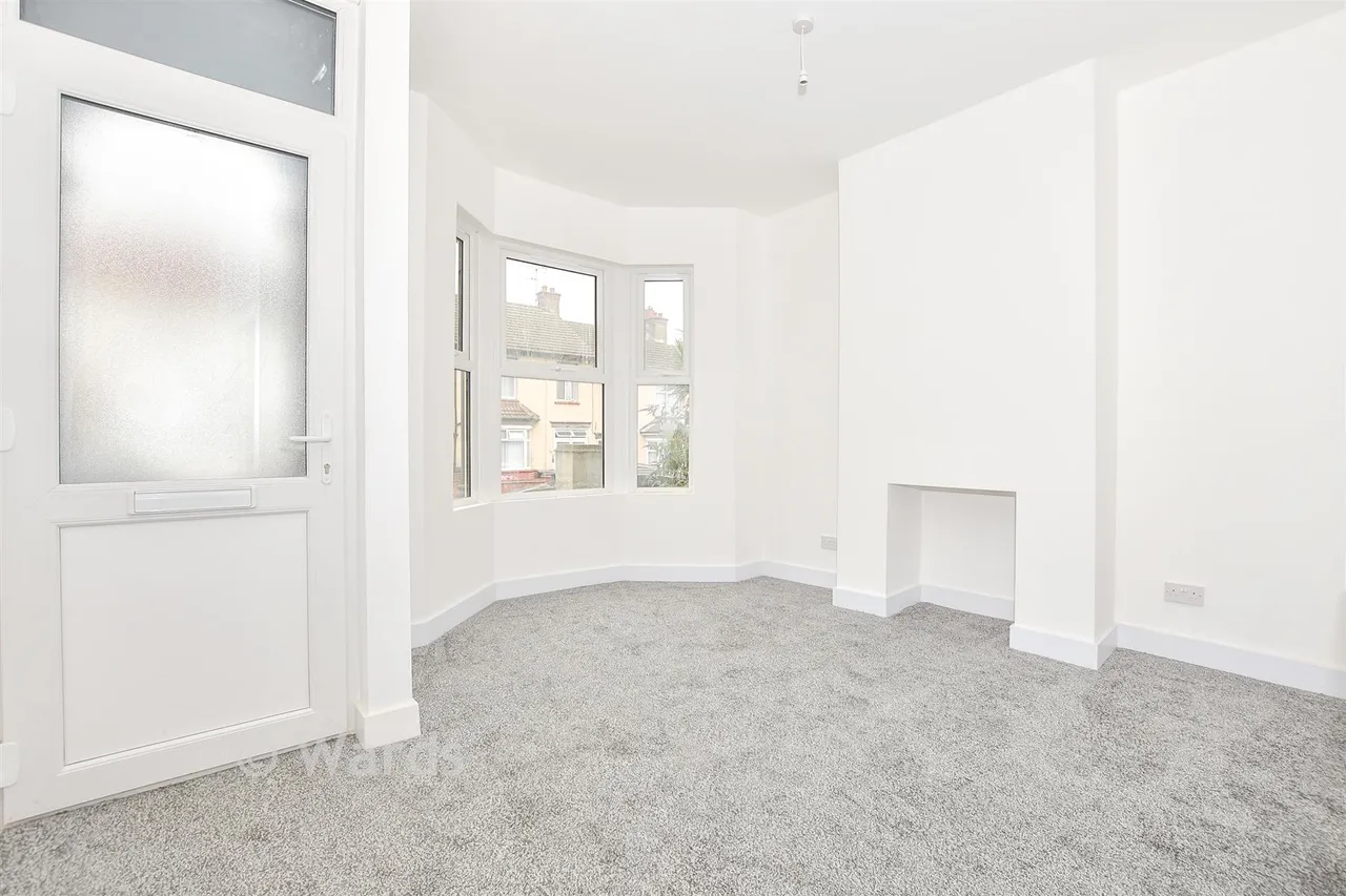 Park Avenue, Northfleet, DA11, photo 2