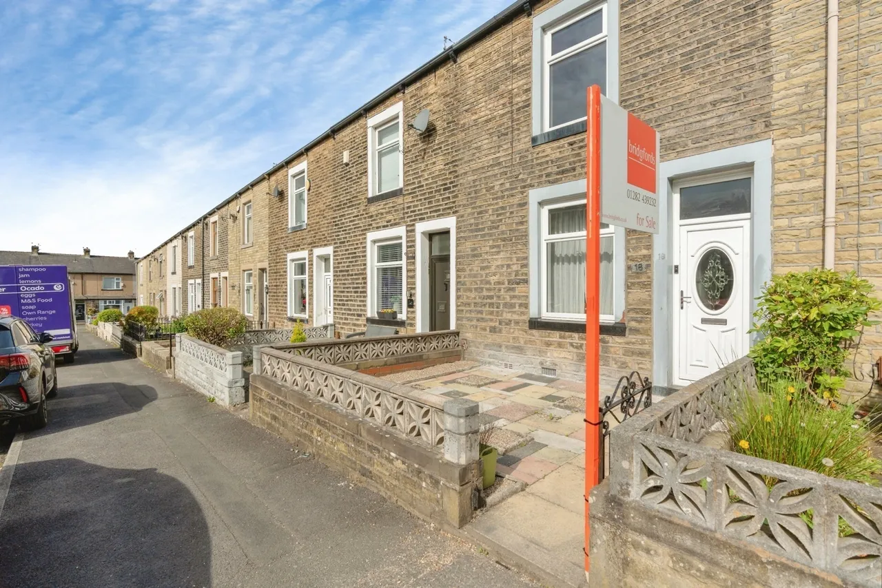 2 bed house for sale — Killington Street, Burnley, Lancashire, BB10