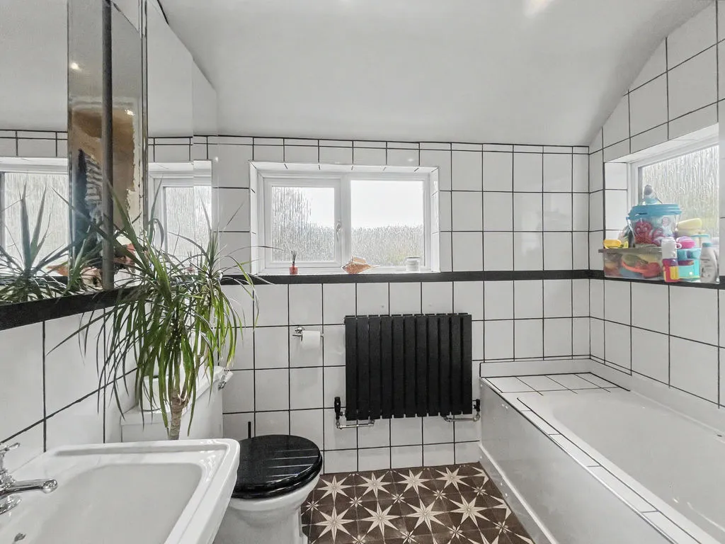 Spring Gardens Road, High Wycombe HP13 7AG, photo 6