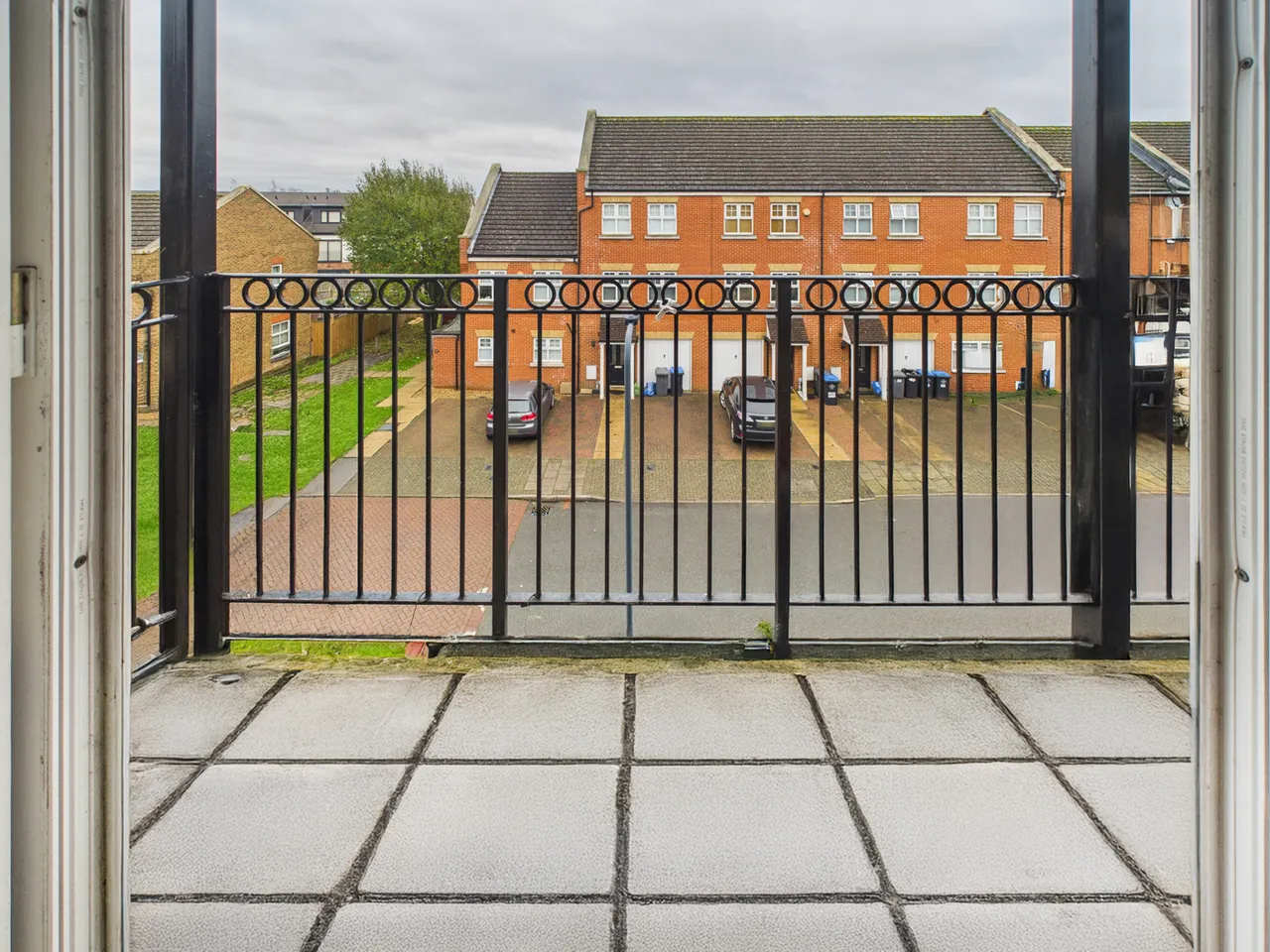 Rose Bates Drive, Kingsbury, London, NW9, photo 8