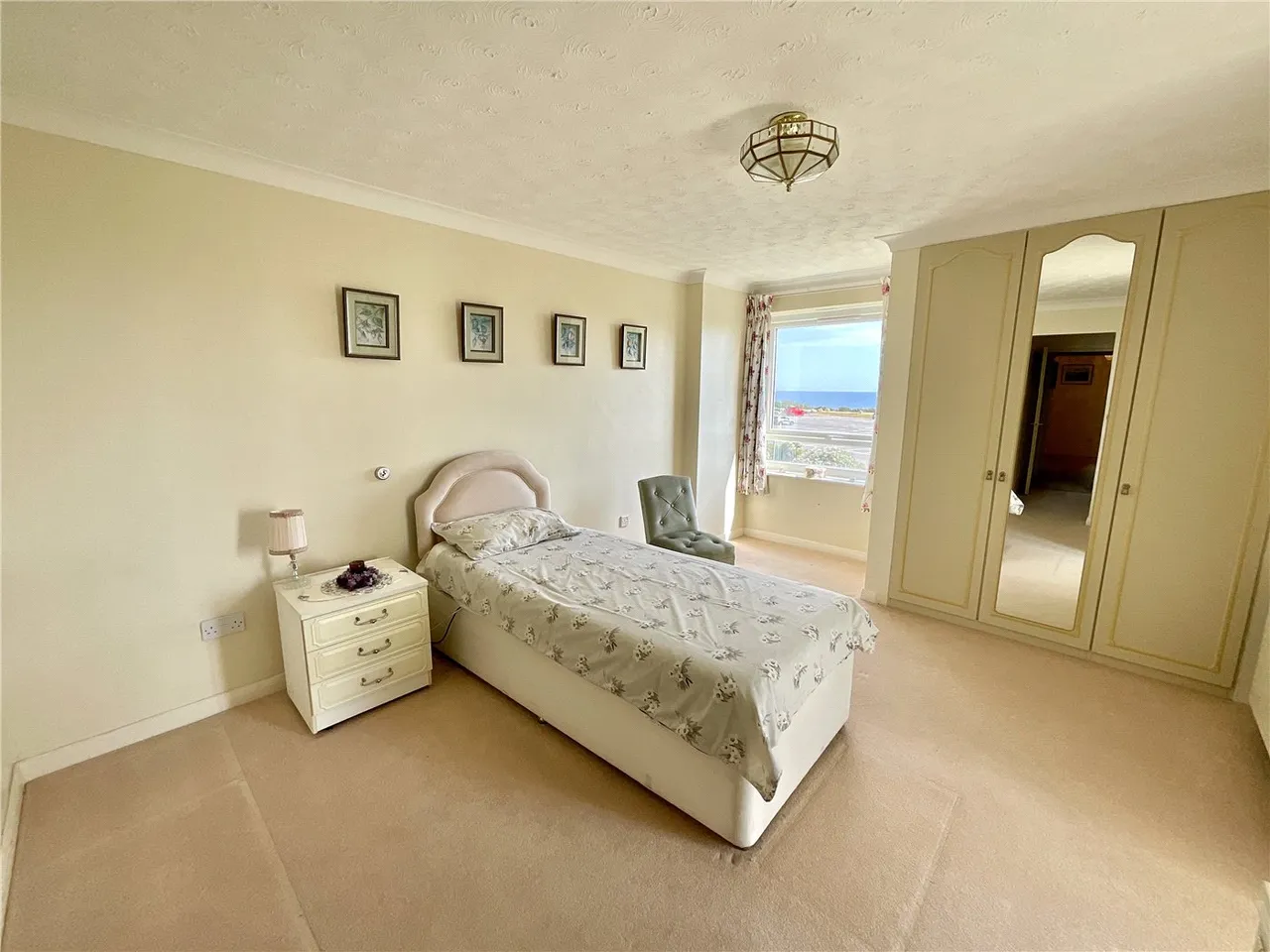 Wharncliffe Road, Highcliffe, Dorset, BH23, photo 9