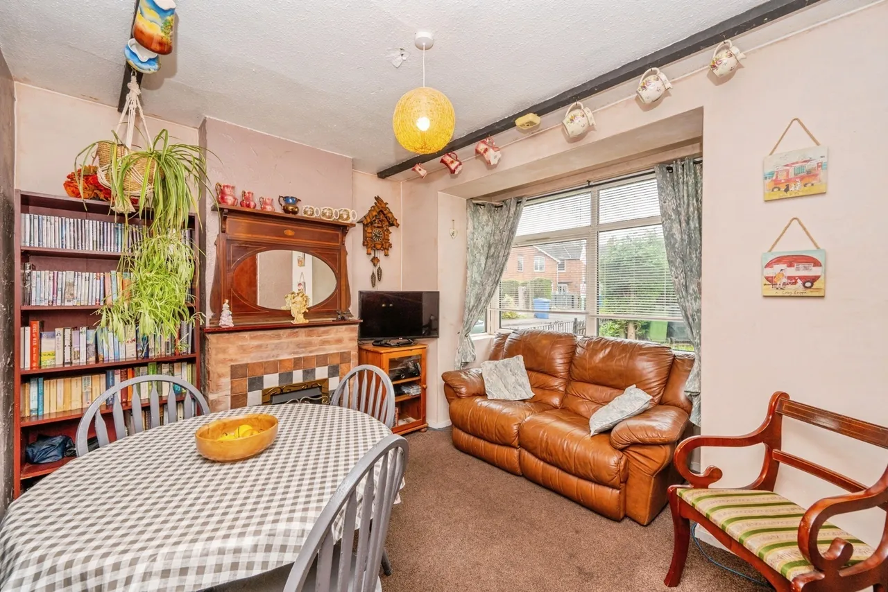 Bright Crescent, Tamworth, B77, photo 12