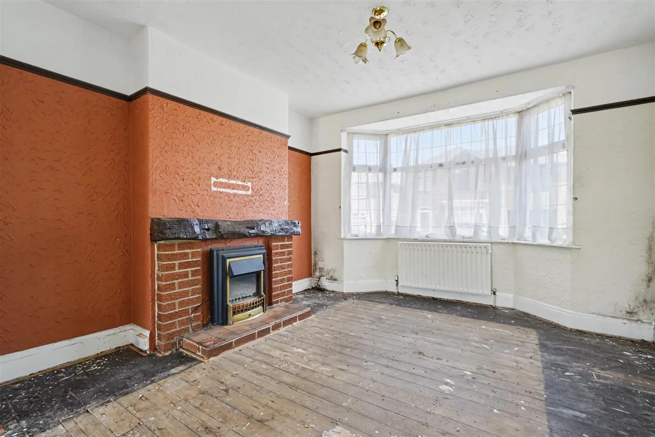 Briar Gate, Long Eaton, NG10, photo 7