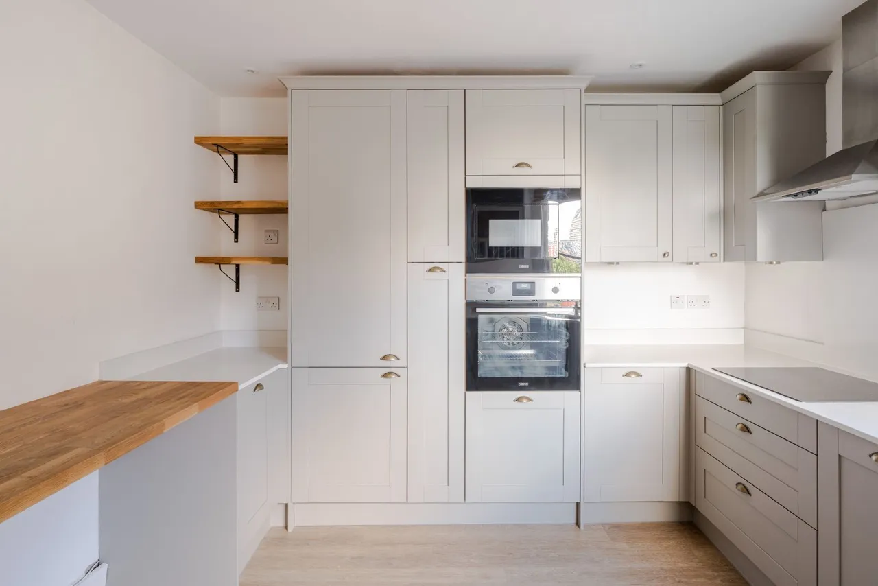 Crescent Mansions, 122 Elgin Crescent, Notting Hill, London, W11 2JN, photo 6