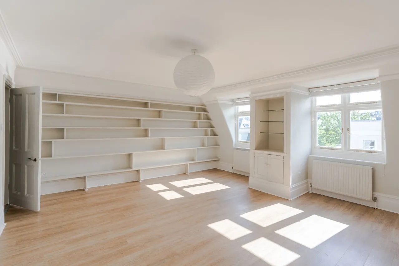 Crescent Mansions, 122 Elgin Crescent, Notting Hill, London, W11 2JN, photo 4