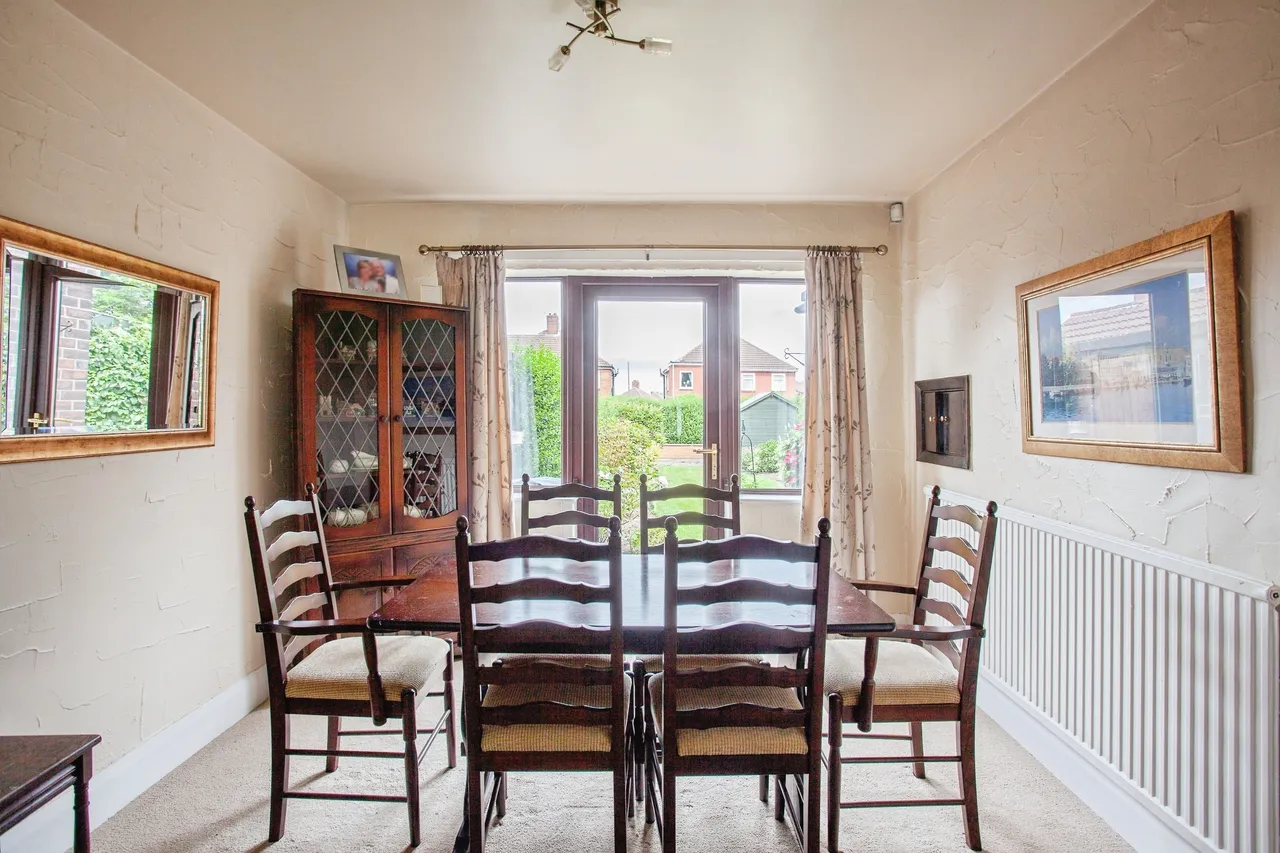 Brinsworth Road, Rotherham, photo 8