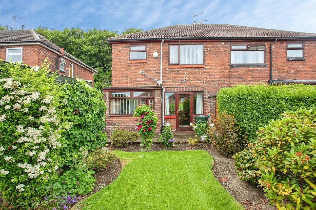 Brinsworth Road, Rotherham, photo 2